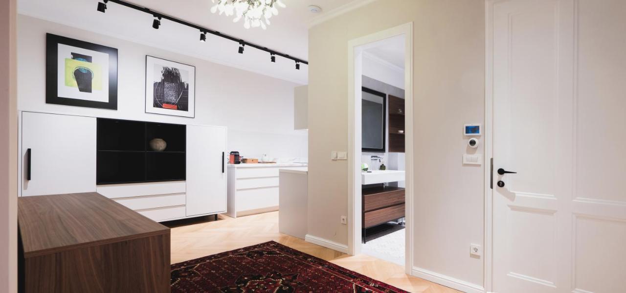 Downtown Beauty Twins Apartment Zagreb Buitenkant foto